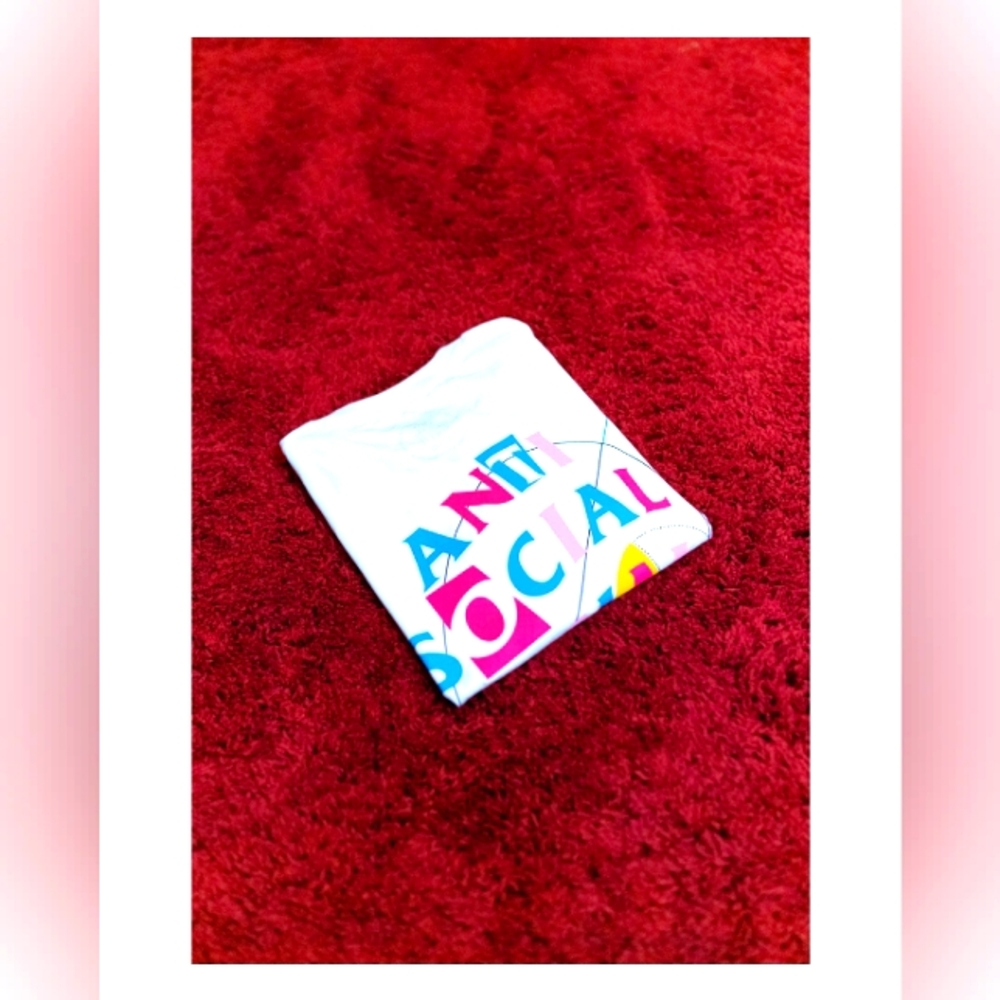 Anti Social Social Club Mood Bored Tee (size L)